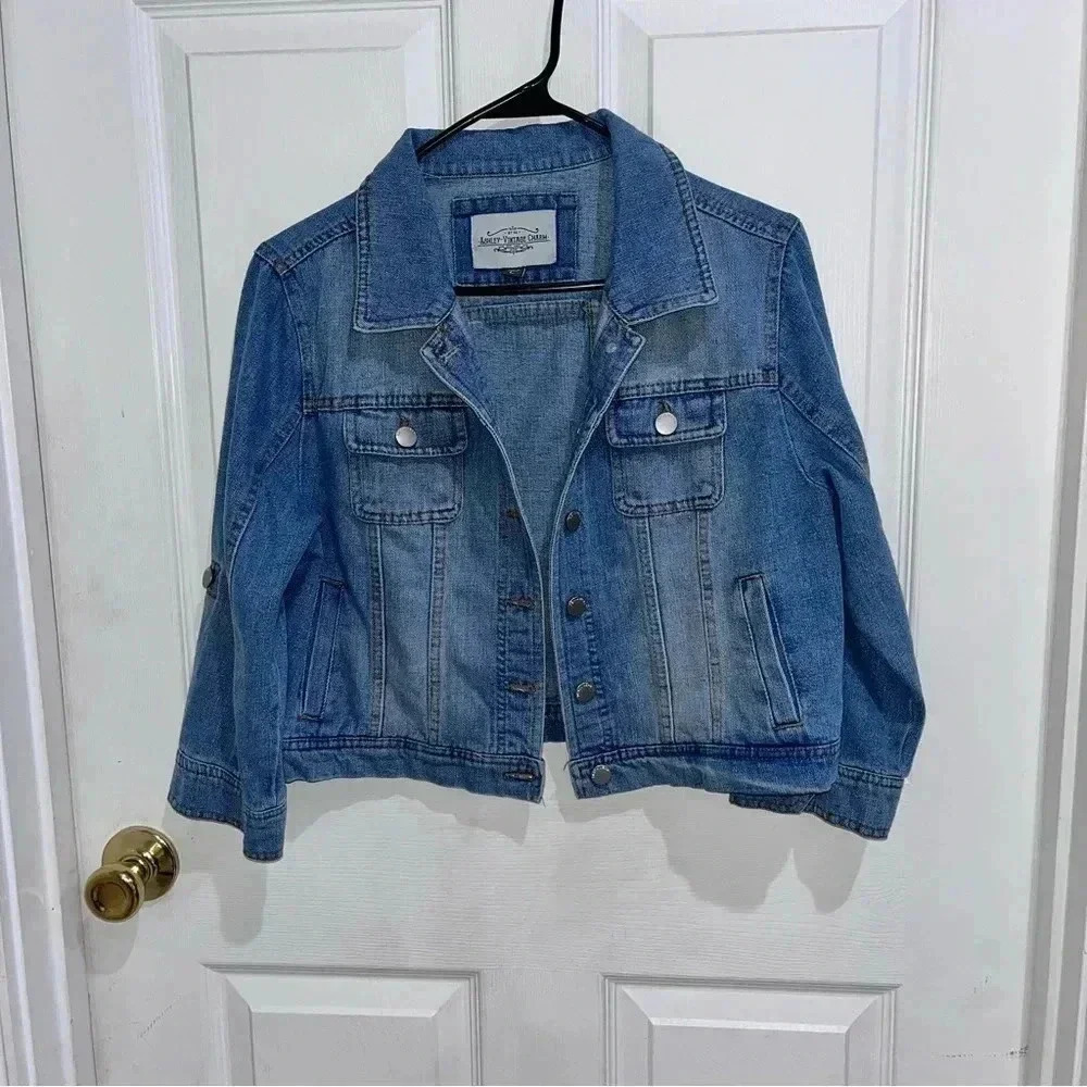 Ashley vintage charm jean jacket sz lg jr